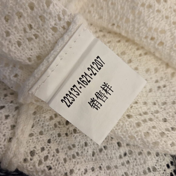 Blue Willi's Patterened Sweater - Picture 11 of 11